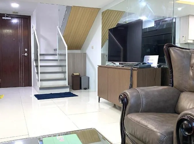 Apartment 2 Bedroom Unit With And Mountain View