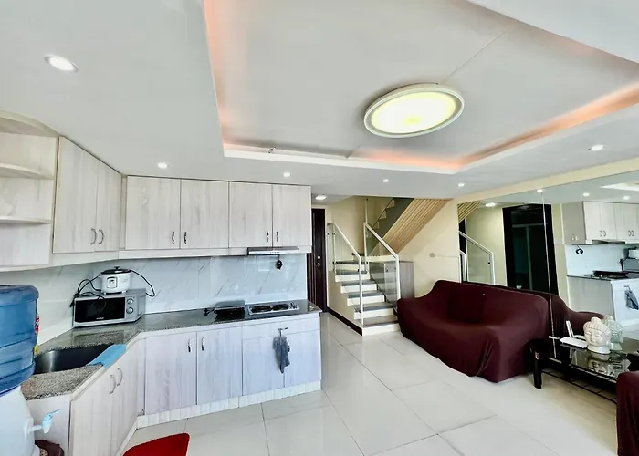 2 Bedroom Unit With And Mountain View