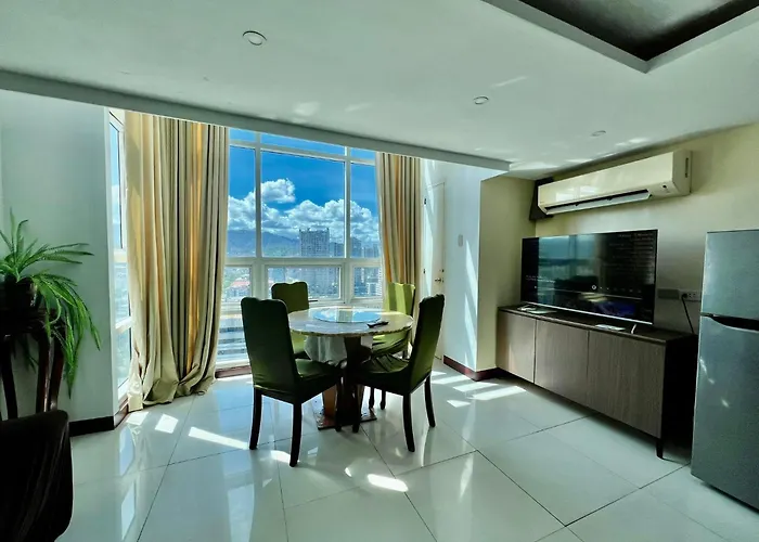 2 Bedroom Unit With And Mountain View *